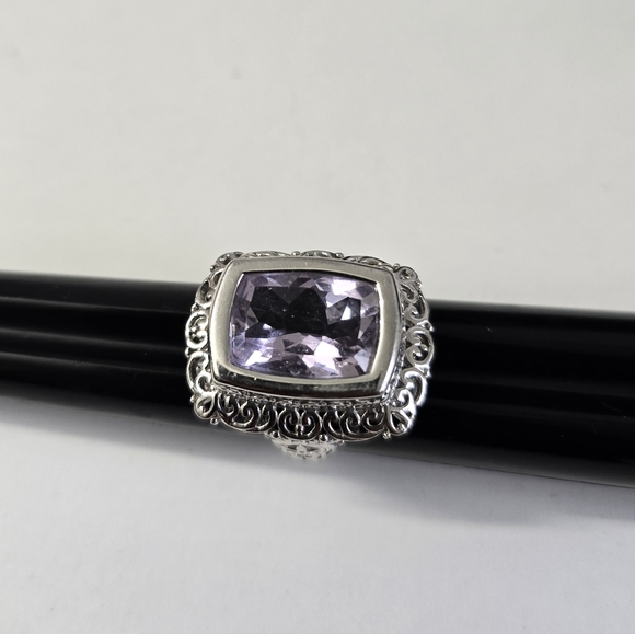 Sterling Silver 925 Elegant Silver and Purple Ring with Amethyst